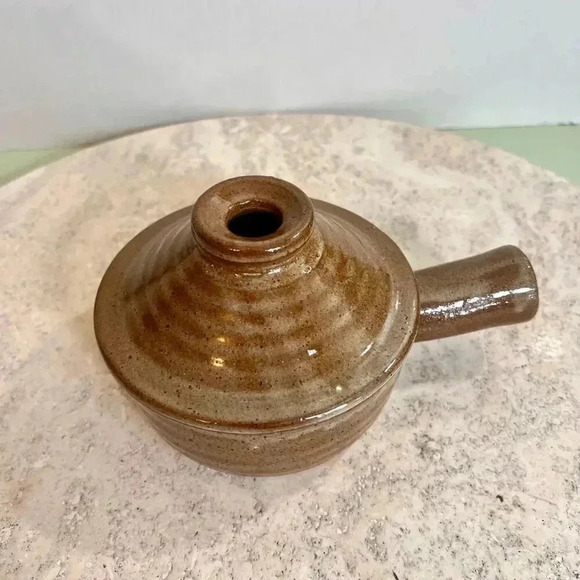 Vintage French Onion Soup Bowl Pottery Brown Non-Stick Handle Vented with Lid - Picture 3 of 12